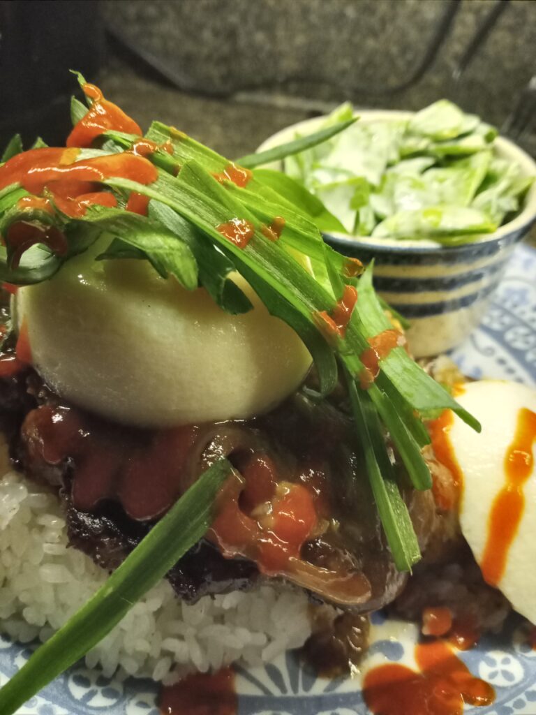 Loco Moco and pea salad